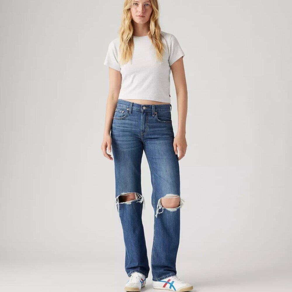 NWT Levi's Low Pro Distressed Jeans, Size 27